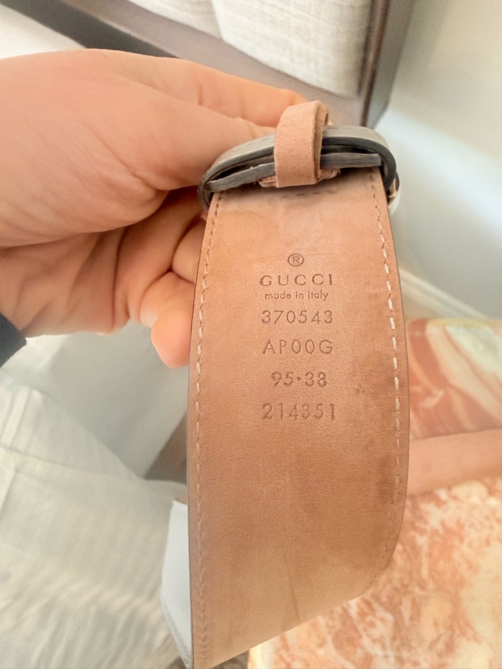 GUCCI Authentic Porcelain Rose/Beige Leather Belt with Gold Double G Buckle - Picture 3 of 3